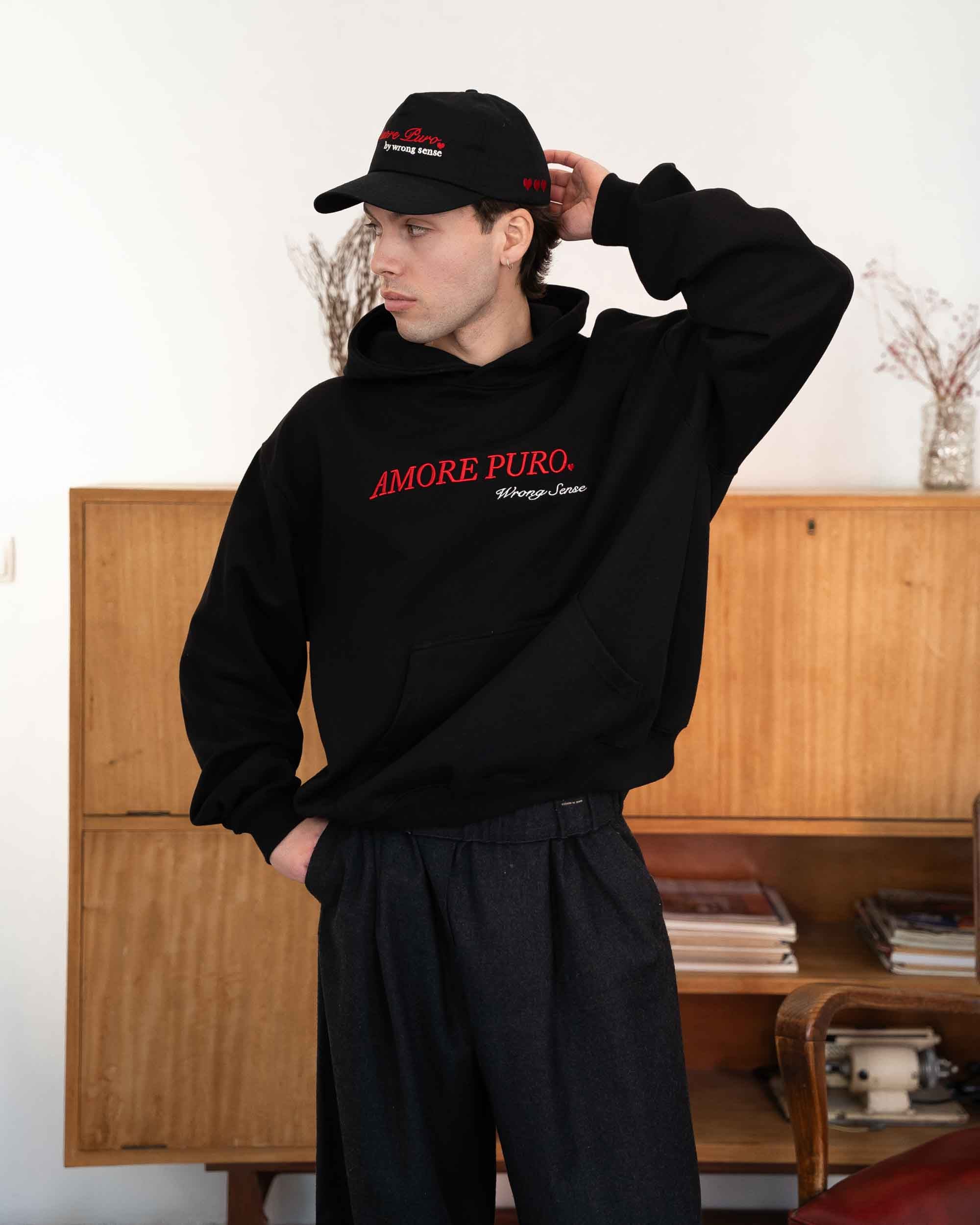 Amore Jet Black cap