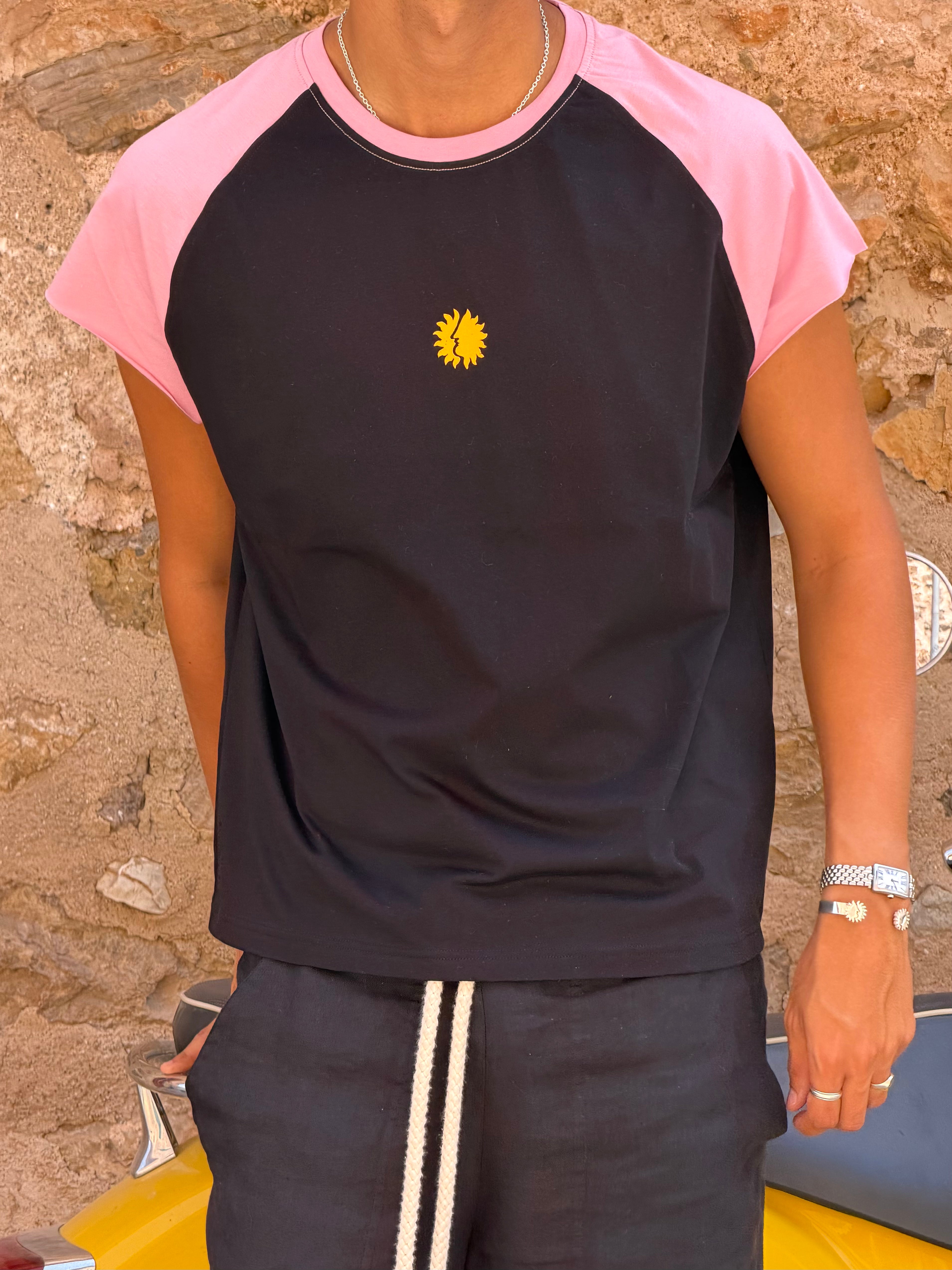 Black Surfer Tee