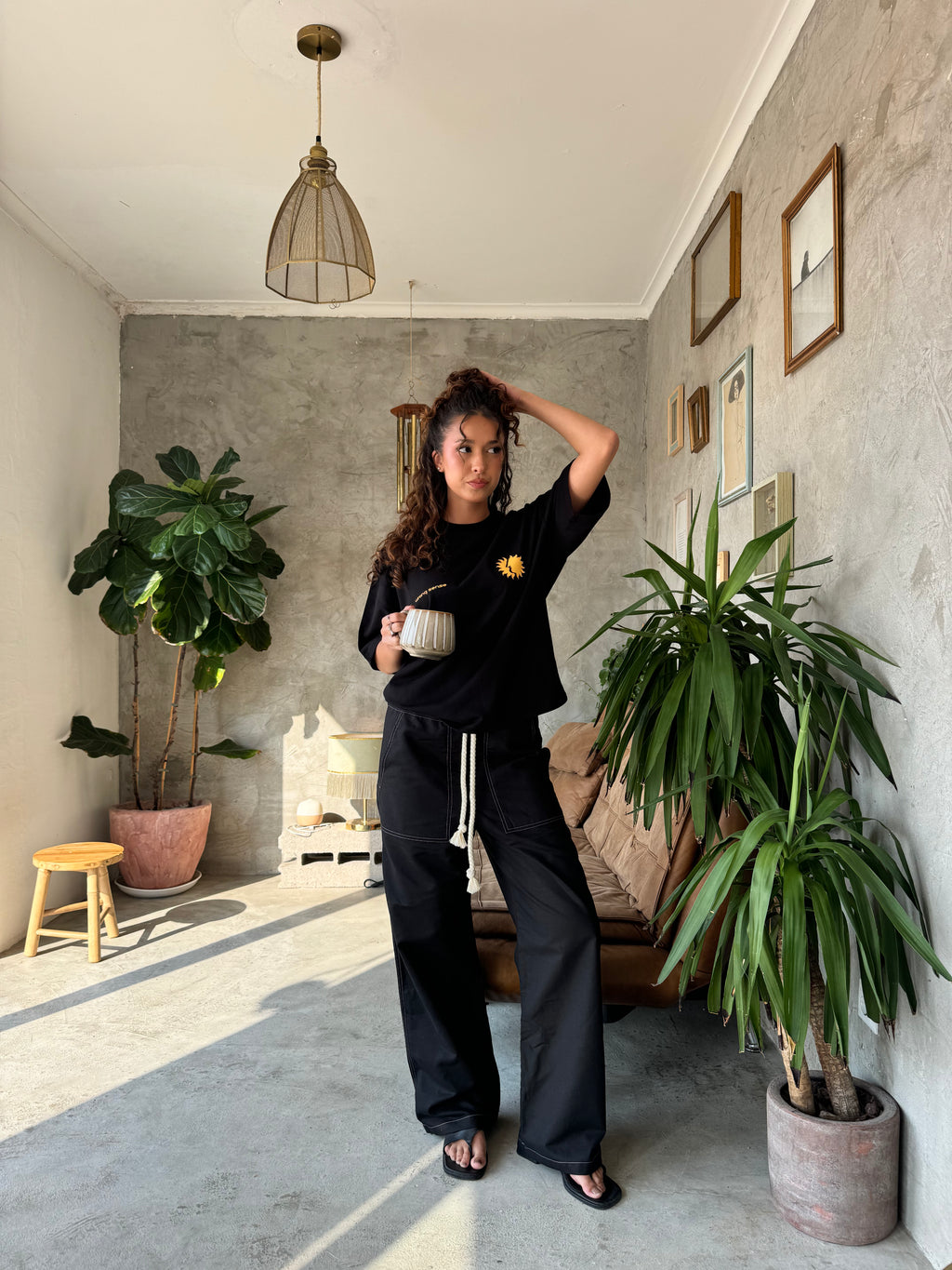 Black Sunny Tee