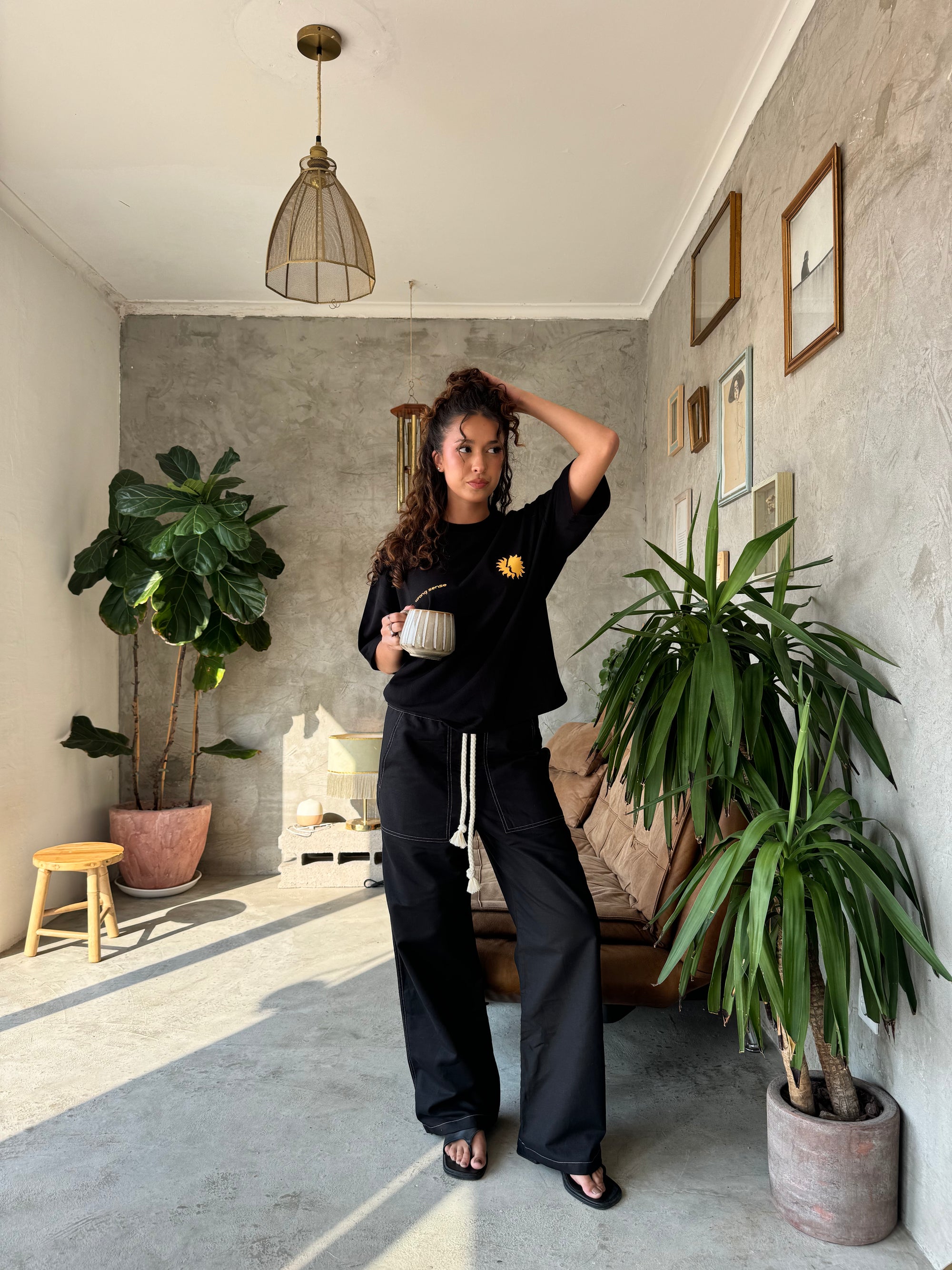 Black Sunny Tee