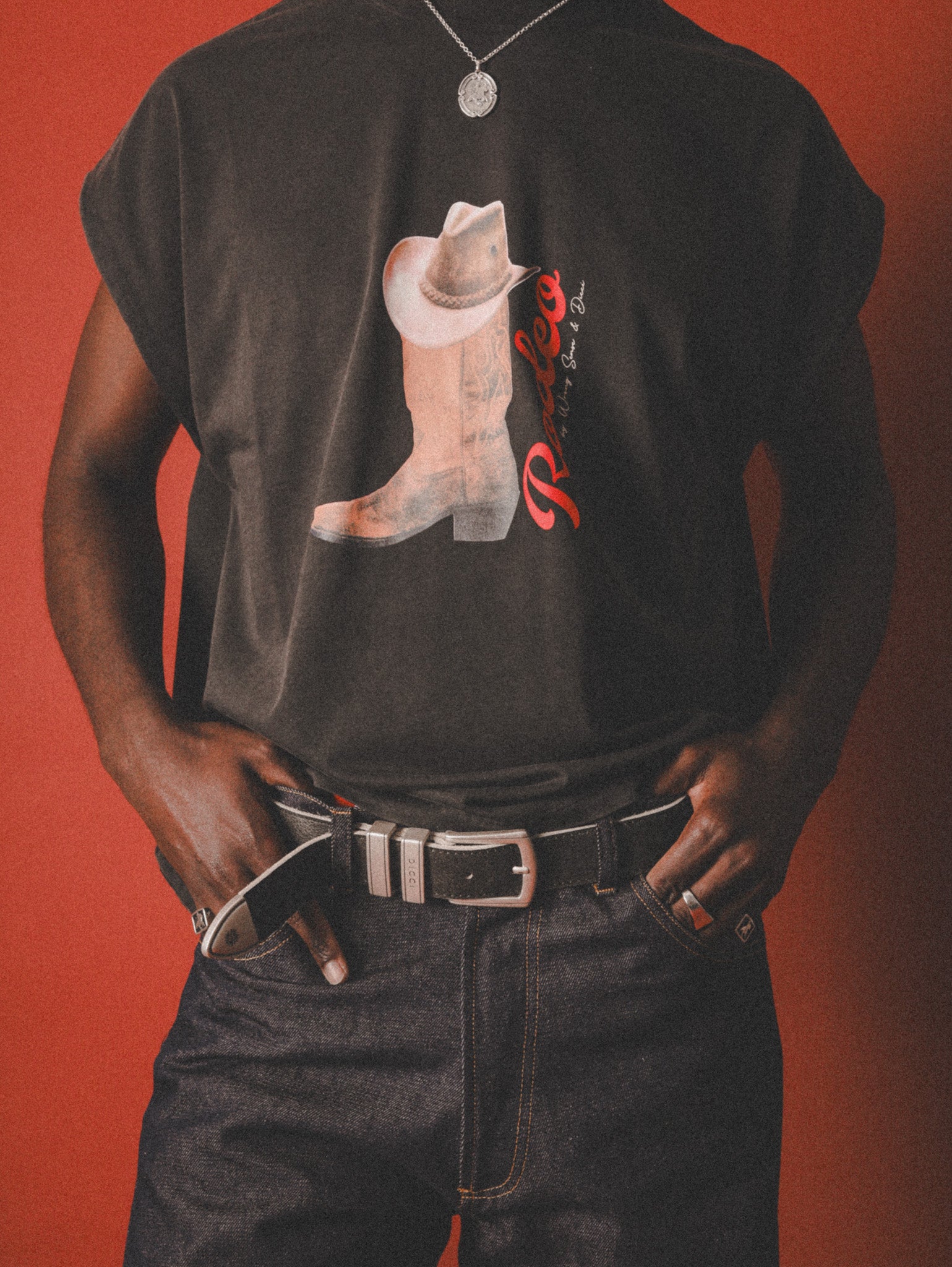 Fade Out Sleveless Tee